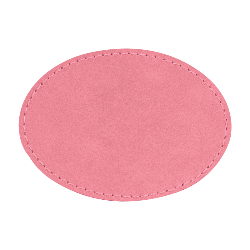 Owalne naszywki ze sztucznej skóry o wymiarach 3 1/2' x 2 1/2'.